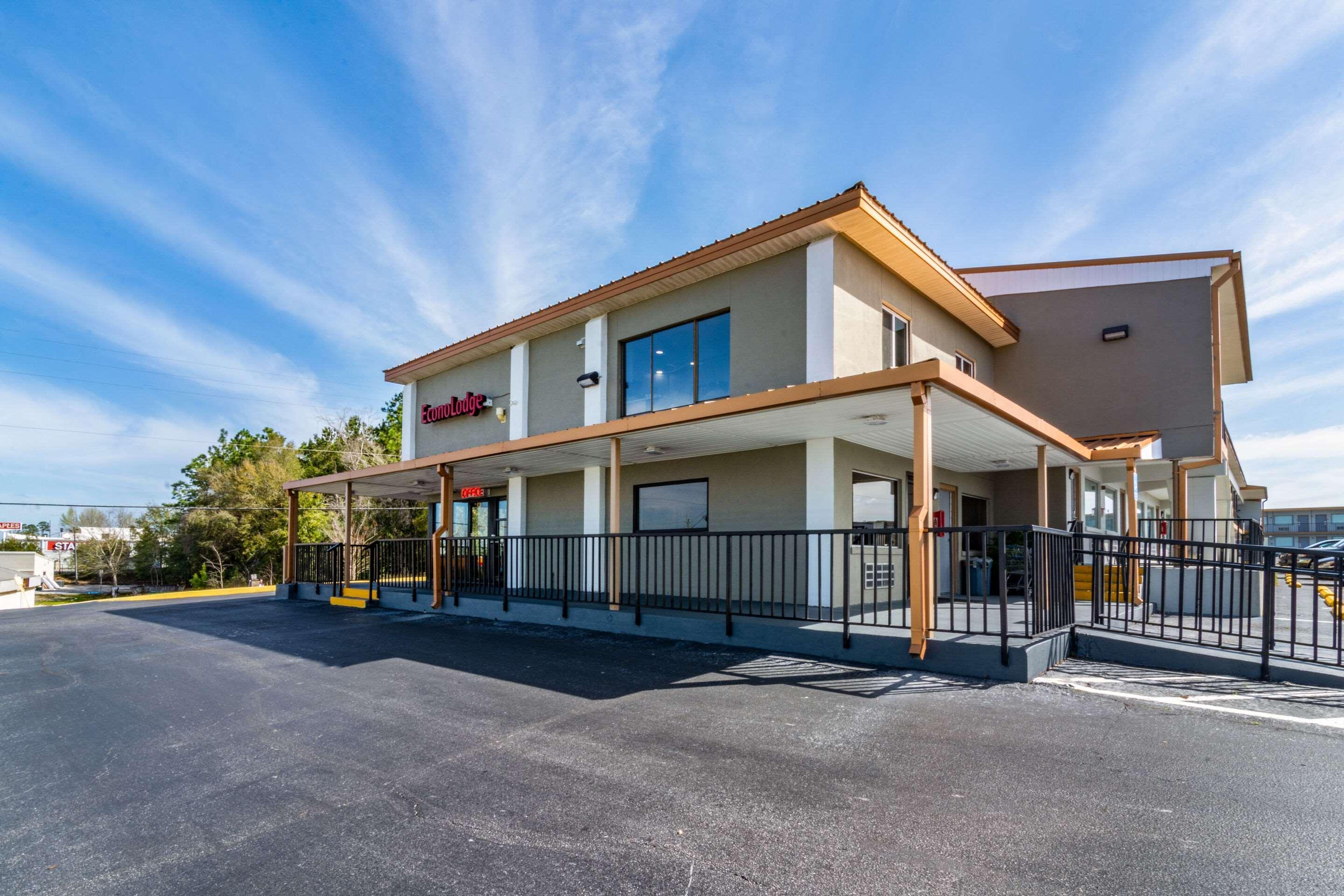 Econo Lodge Crestview Buitenkant foto